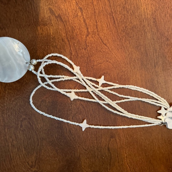 303-PTT New Mother Of Pearl Shell Pendant Necklace & Earrings White Beads Set - Picture 11 of 14